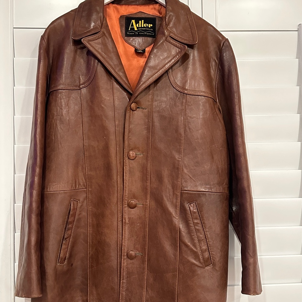 Warm Brown Leather Jacket with Classic Design